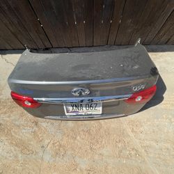 2015 Infiniti Q50 Rear Trunk