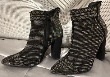 Woman’s Rhinestone Ankle Boots-size 5 1/2