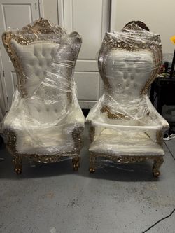 Giant Chairs