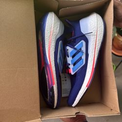 Adidas ULTRABOOST 22