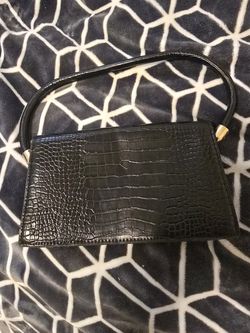 Skinny pattern purse