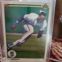 Bo Jackson 1990 Upper Deck Error No Copyright On Back Baseball Card 