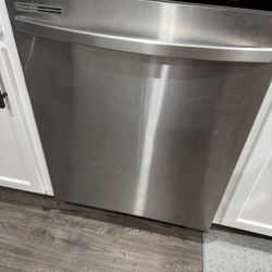 Dishwasher for sale in great condition 