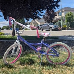 Girls bicycle 