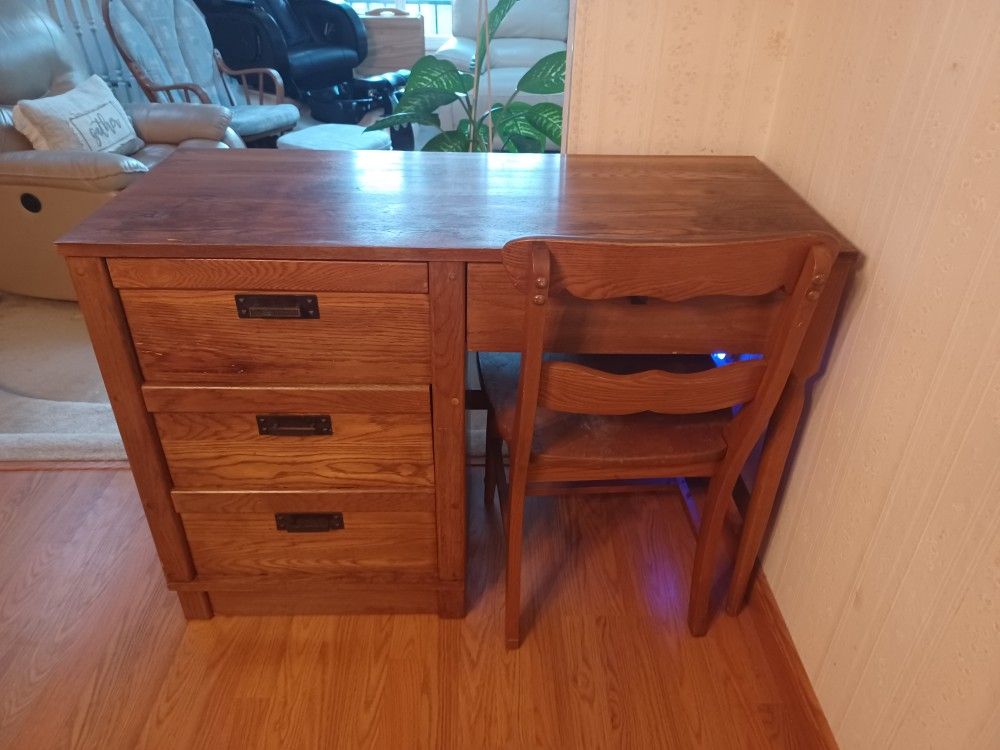 Solid Oak  Desk W/ Chair...sale Pending Pick Up