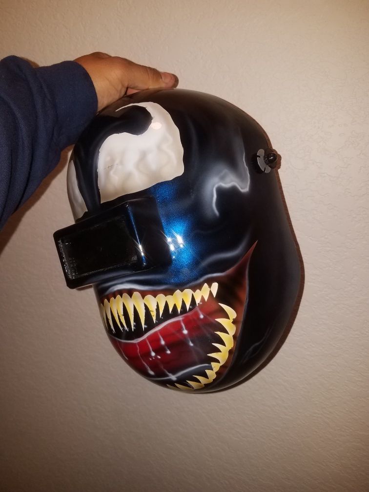 Custom "venom" welding hood