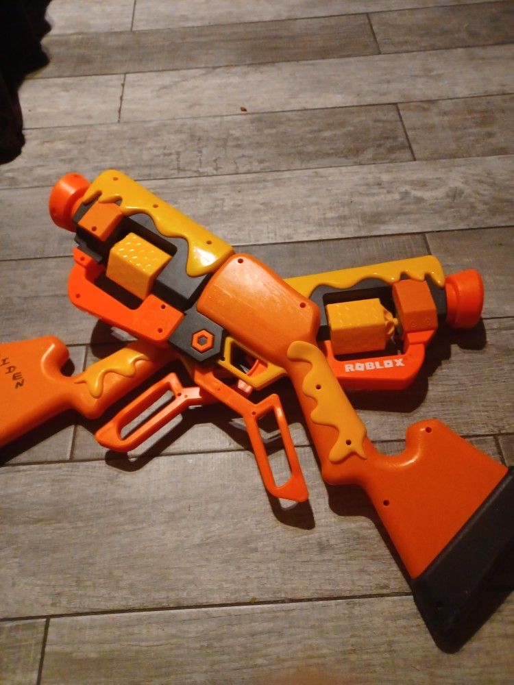 NEW!!Nerf Roblox MM2 Dartbringer Dart Blaster Toy for Sale in Laguna  Niguel, CA - OfferUp