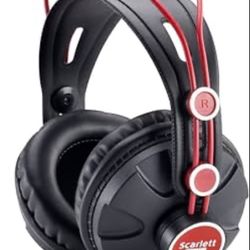 Focusrite Scarlett HP60 Visitar > Headphones