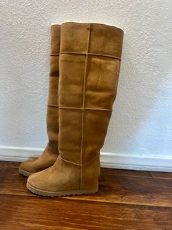 UGG BOOTS ARRIBA DE LA RODILLA NUEVAS SIZE 7