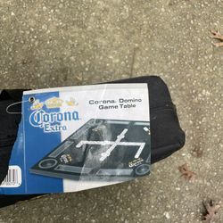 Traveling poker table