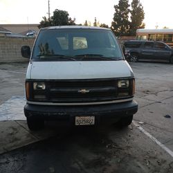 1998 Chevy Cargo Van Clean Pink