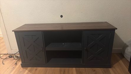 Tv console