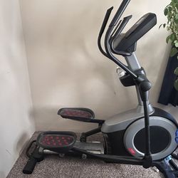 iFIT FREEMOTION 515 Elliptical 