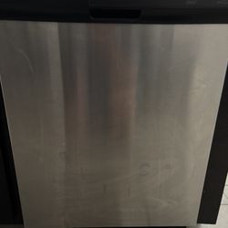Dishwasher Frigidaire - 24 in. Stainless Steel Front Control