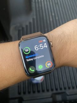 Apple Watch Stainless Steel 44mm LTE- Gold