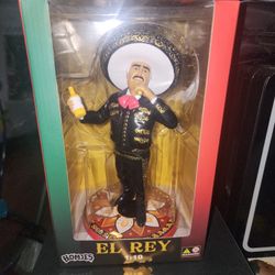 Limited Edition Vicente Fernandez " EL REY" HOMIES 1:10 Figure