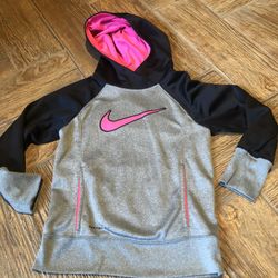 Nike Youth Size Small 