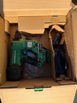 Metabo HPT 18V Cordless Nailer with Battery and Charger