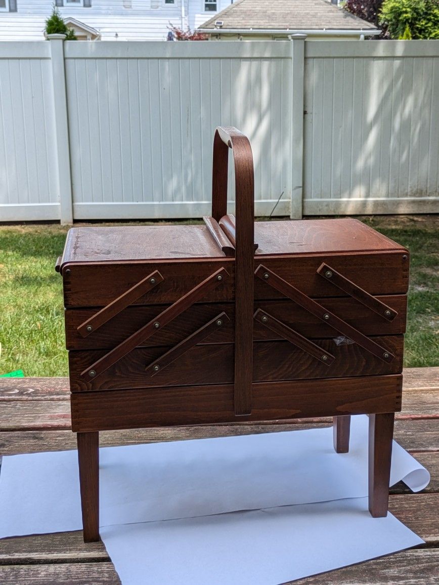 Accordion Sewing Wooden Chest 