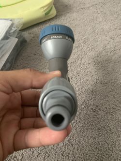 Water flow regulator