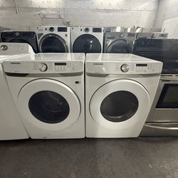 Samsung Washer and Dryer “27 ( Lavadora Y Secadora )