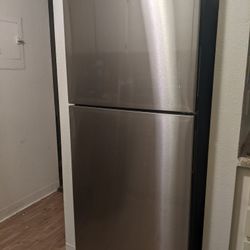 Samsung Refrigerator, 15.6 Cubic Feet, Stainless Steel 