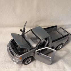 Ford Pick Up. Svt  F150  Lightining