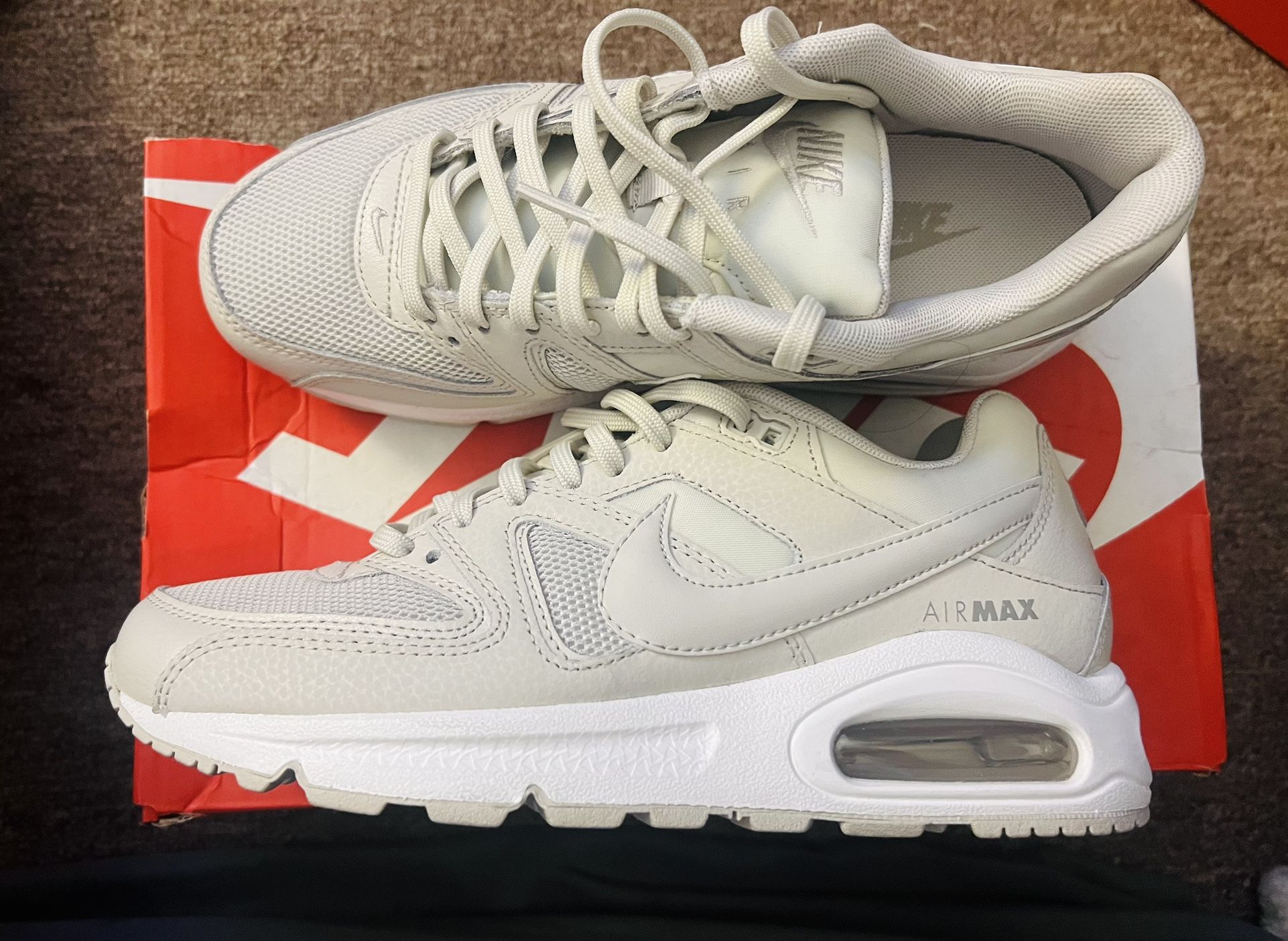 Big Sales! Womens Nike Size 7.5