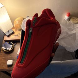 Shai 001 Winter Red Size 13