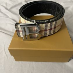 Burberry Belt 100% Authentic Comes With Paperwork