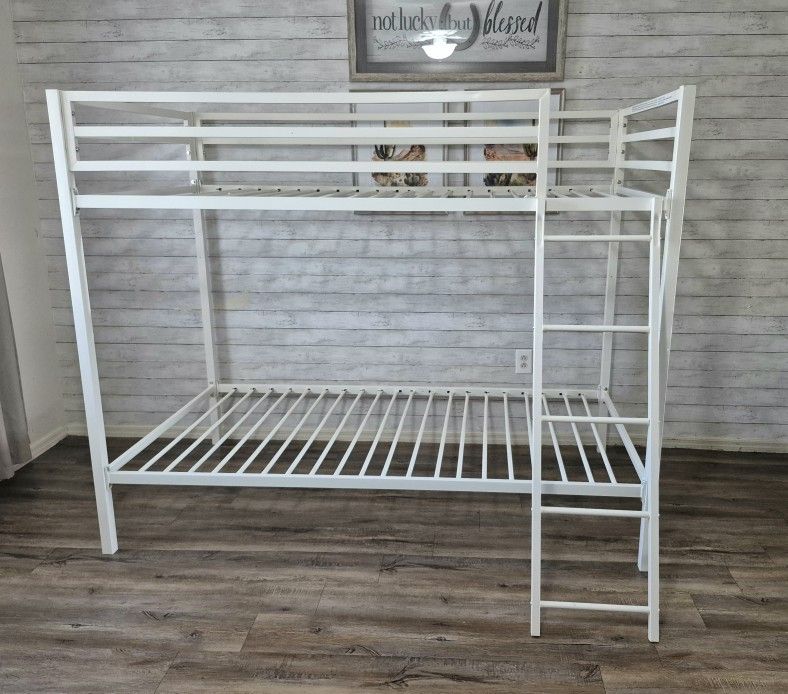 Bunk Bed Twin Over Twin - New