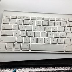 Apple Wireless Keyboard