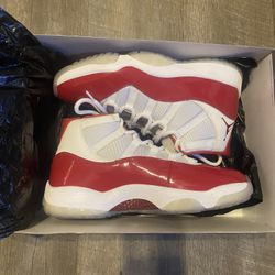 Jordan 11 “Cherry”