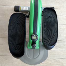 Stamina Inmotion Compact Elliptical 