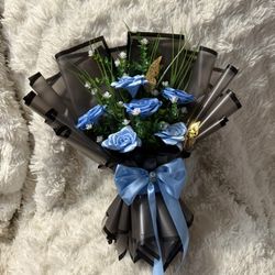 blue flower bouquet 