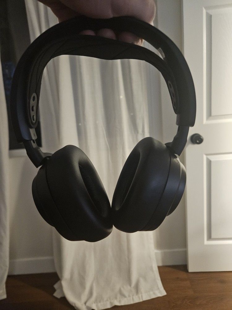 Arctis Nova Pro Wireless Headset