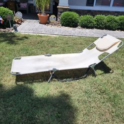 Needs A Sew Job Tear. Beach Tanning Tan Chaise Lounge Portable Lightweight Folding Pool Chaise Lounge
