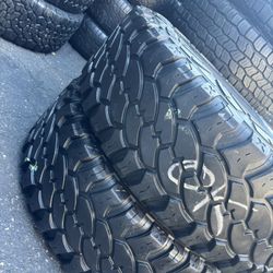 Tengo un par de llantas en muy buenas condiciones, marca PRO COMP 37X12.50R17 LT instaladas por el mismo precio $170