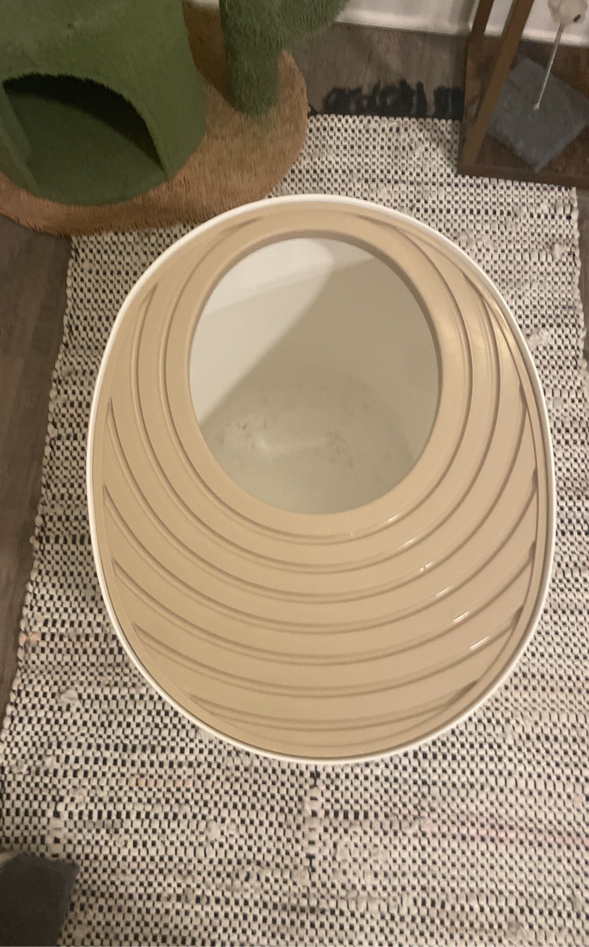 IRUS Large Top Entry Litter Box White&Beige