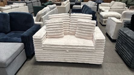 White rabbit Fur pull out bed