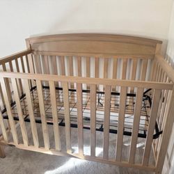 Crib With Mattress Graco