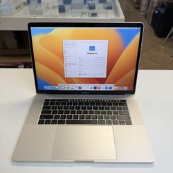 MacBook Pro 15inch TouchBar i7/16GB Ram/256GB SSD Excellent Condition