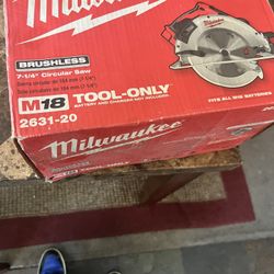 Milwaukee 2631-20 