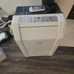 Used Portable AC w/ Remote (Works Great) / Aire Acondicionado Portátil