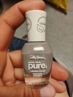 Sally Hansen nail polish