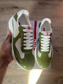 Prada Cups Size 9 men’s