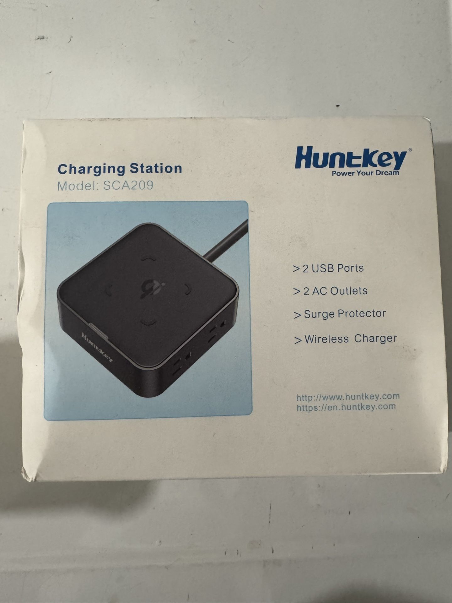 HuntKey Charging Station Model SCA209