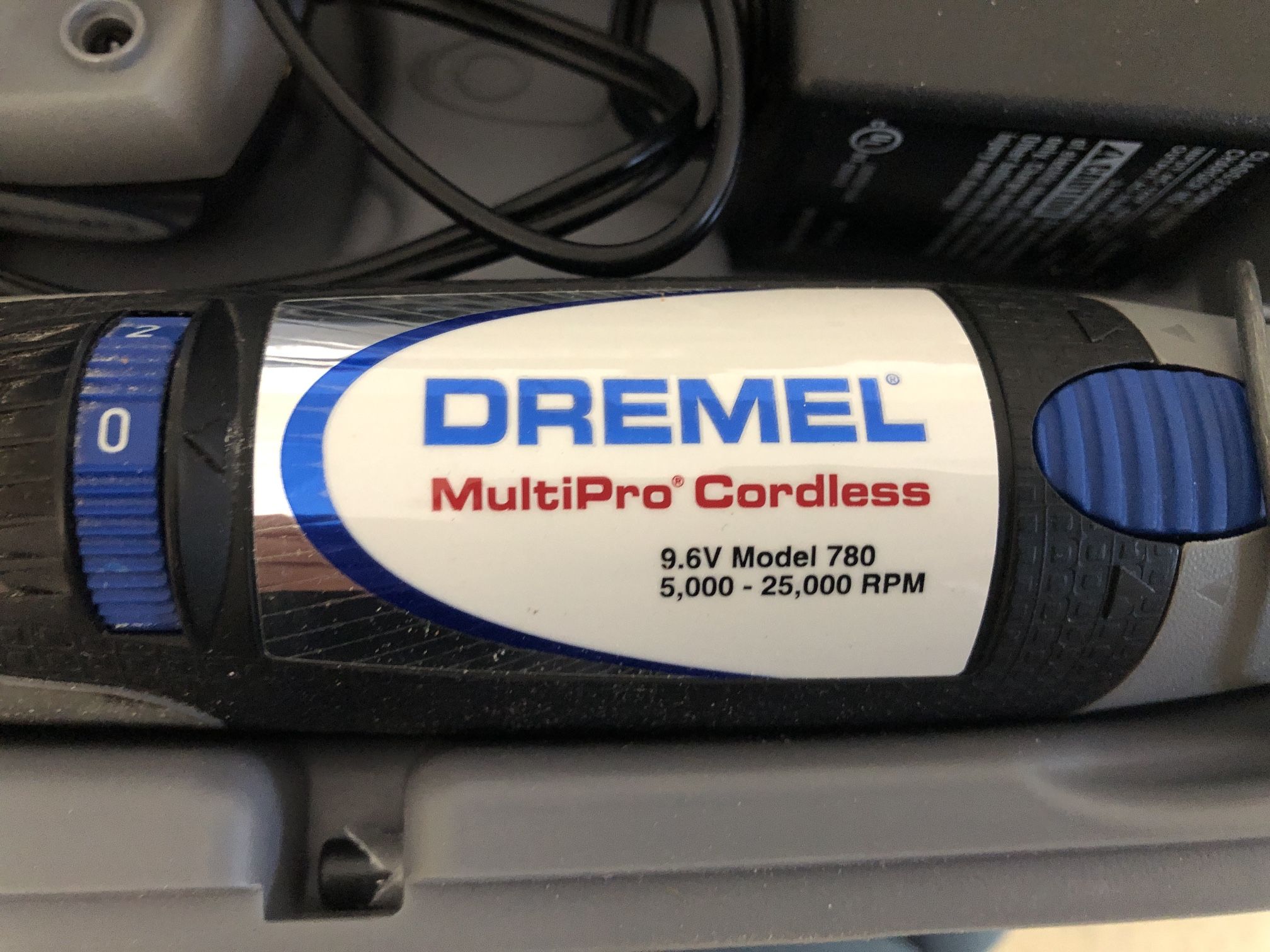 DREMEL MultiPro Cordless 9.6 V ROTARY TOOL KIT (780-0/25)