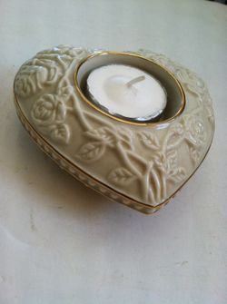 Lenox Ivory & 24kt Gold Heart Shaped Votive Candle Holder