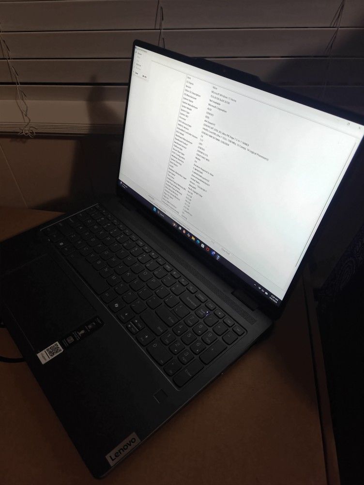 Lenovo Yoga 7 - 2 In 1 - Touchscreen